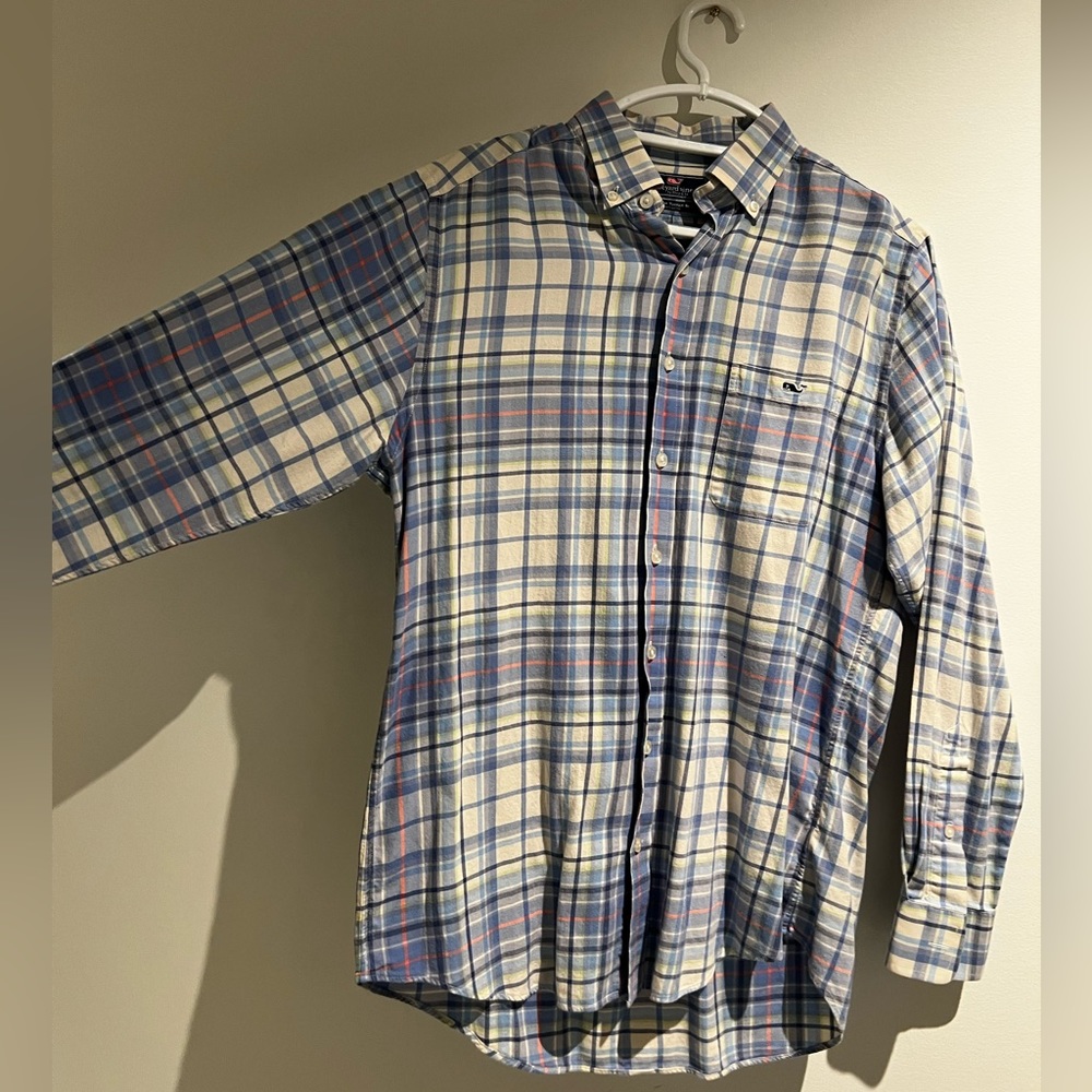 Vineyard Vines button down